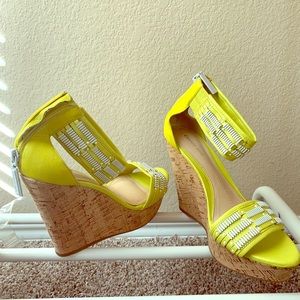 Brand New Gianni Bini Yellow Wedge Sandal (NWOT)